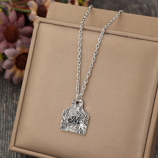 Fashion Retro New Geometric Carved Letter Bohemian Alloy Pendant Necklace Wholesale