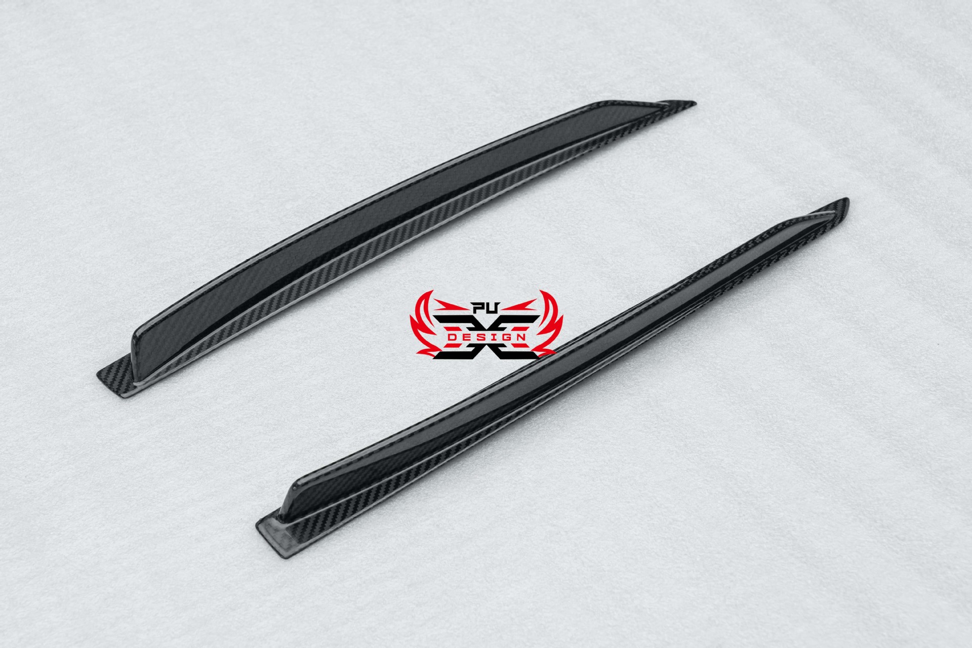 Suitable for Porsche 911 992 GT3RS original dry carbon fiber modification kit, front, middle, rear lip and side skirts