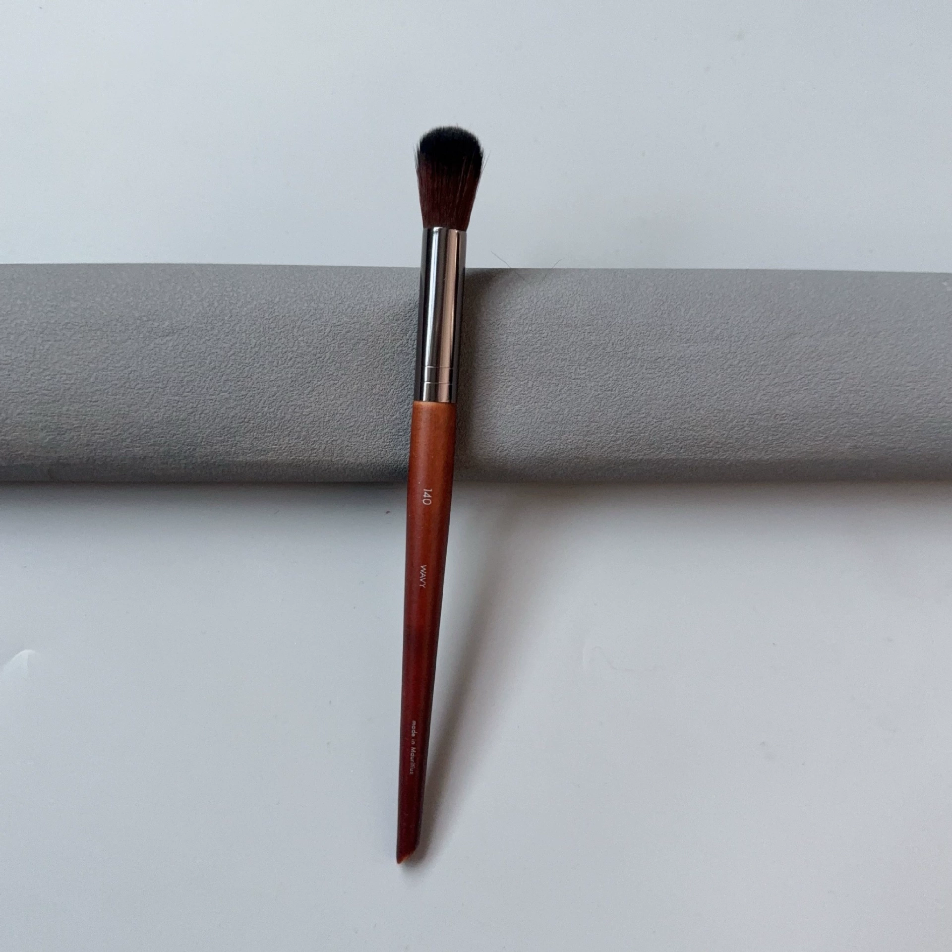 Brush, face blush, foundation, highlighter, eye pencil, full set