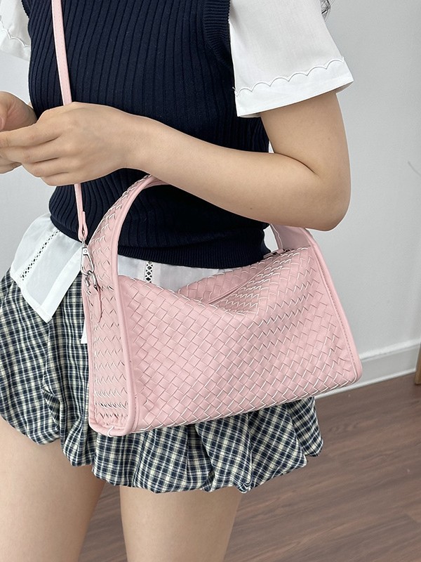Bolsa de almohada de mano popular trenzada en línea para mujeres 2026 ventas en caliente nueva bolsa de hombro ligera de lujo casual