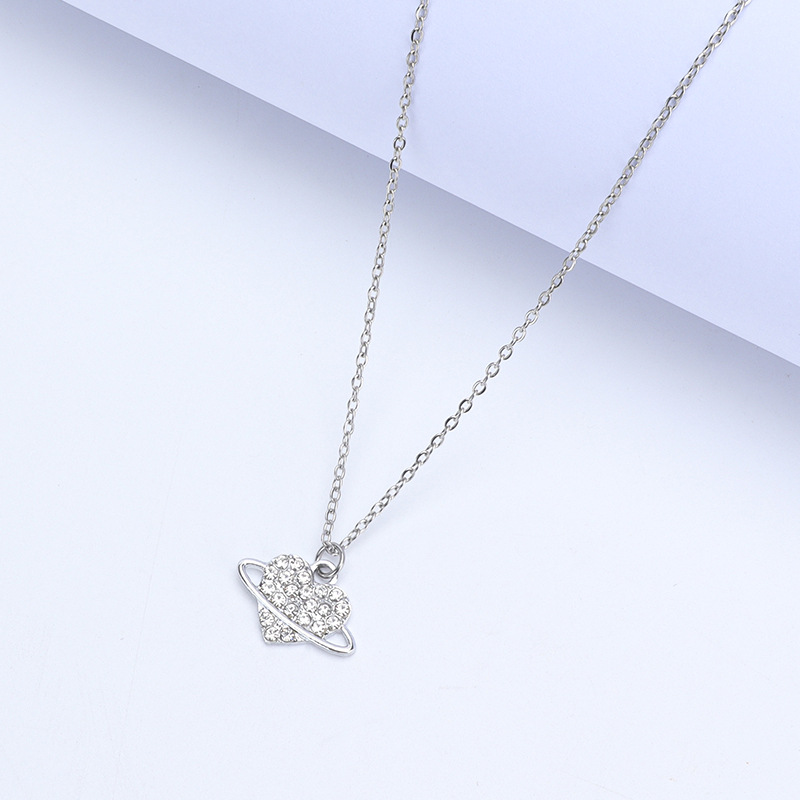 Collier en acier titane pour femme avec pendentif diamant_voghion.com