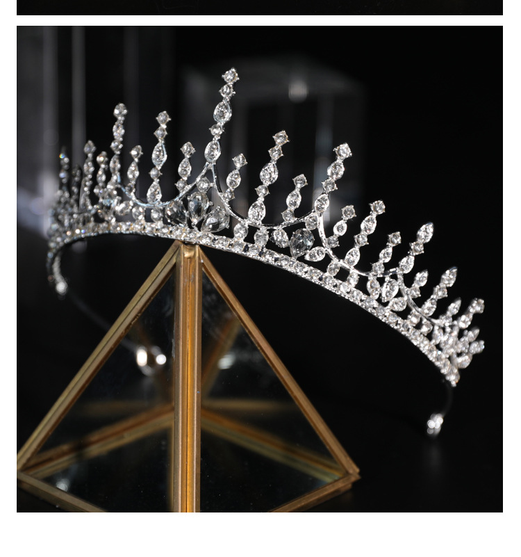 Mode Couronne Alliage Placage Incruster Strass Perle Couronne 1 Pièce display picture 4