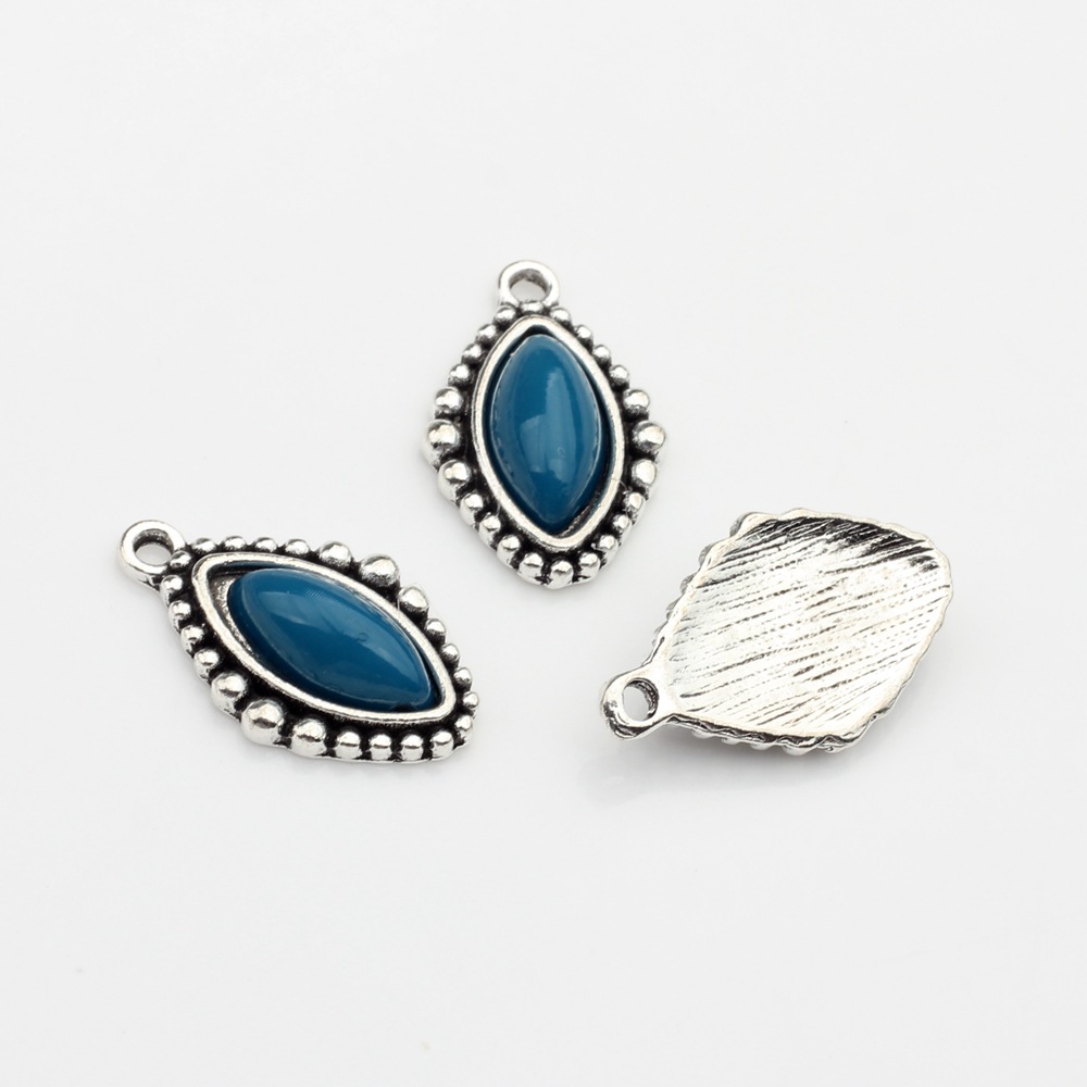 Simple retro aleación antigua plata flor forma colgante accesorios DIY joyería pendientes accesorios material