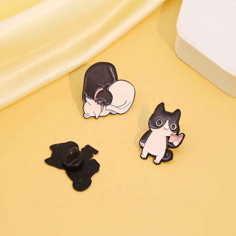 Cat Pattern Cartoon Style Pin Cat Alloy Unisex Brooches