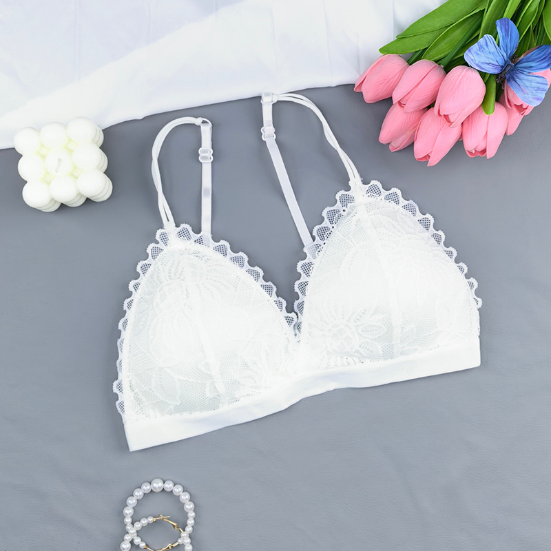 Europa y Estados Unidos encaje sin anillo de acero sujetador francés desmontable copa triangular ropa interior de mujer ajustable para la adolescente para limpiar el pecho