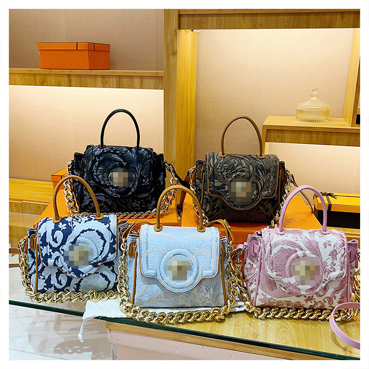 Bolso transfronterizo bolso de hombro de estilo occidental de alta gama para mujer bolso de platino de textura de moda bolso de mensajero de viaje de cadena de todo fósforo