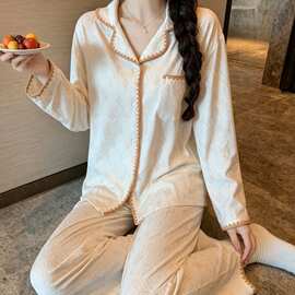 秋冬季女款针织提花时尚舒适家居服睡衣纯色甜美休闲开