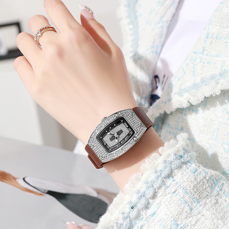 Barrel-shaped Diamond-inlaid Quartz Strap Women's Watch Fashion Trendy Temperament Ladies Wristwatch Silicone Watch Wholesale White