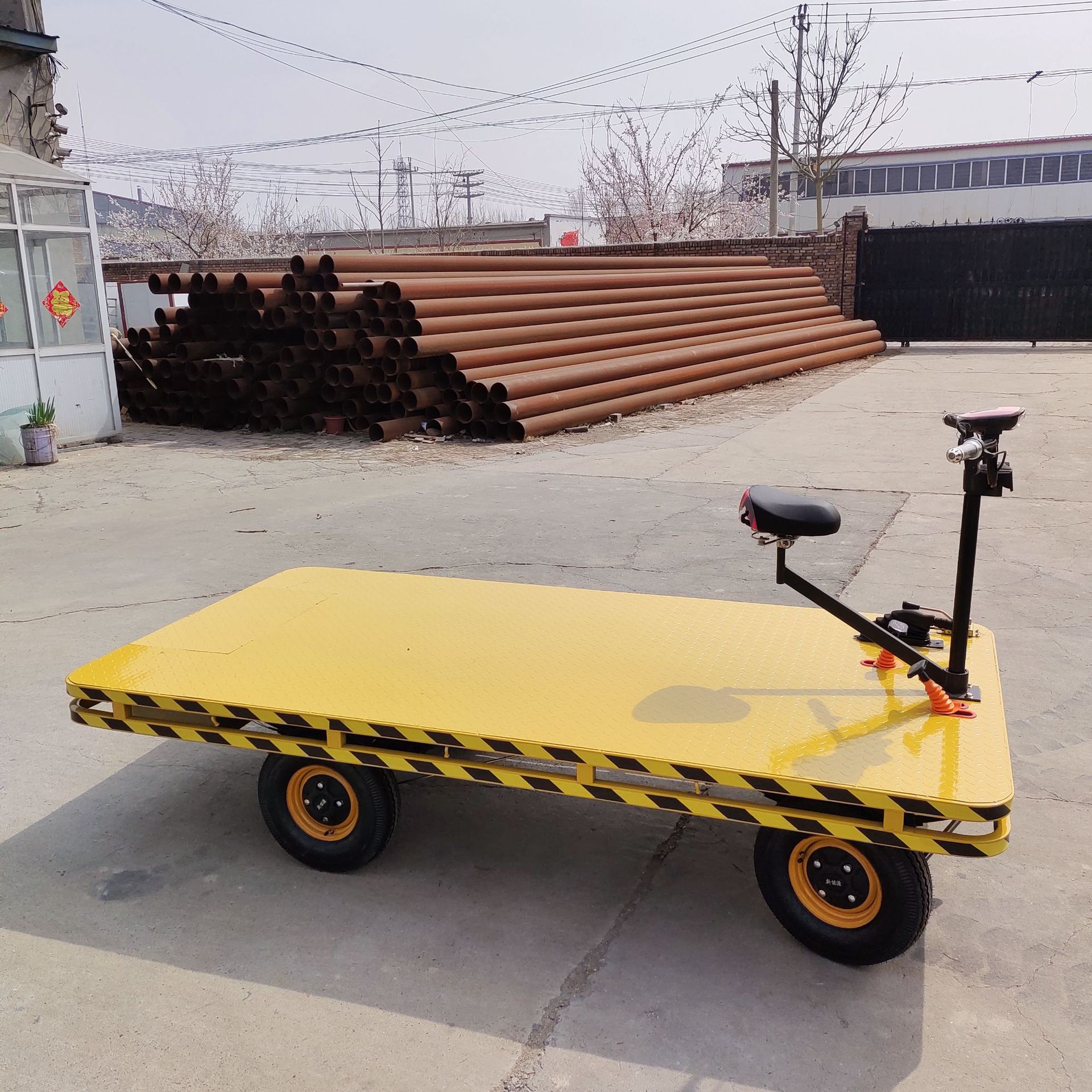 双粱四轮电动手推车拉货车 小型电动平板 搬运车手推车