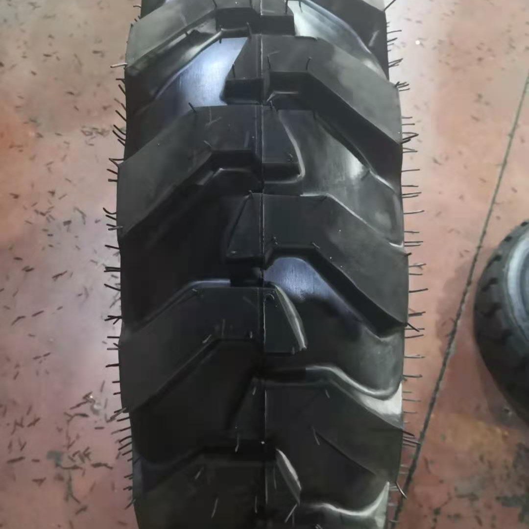 12.5/80-18轮胎 高品质轮胎 工厂批发  出口外贸