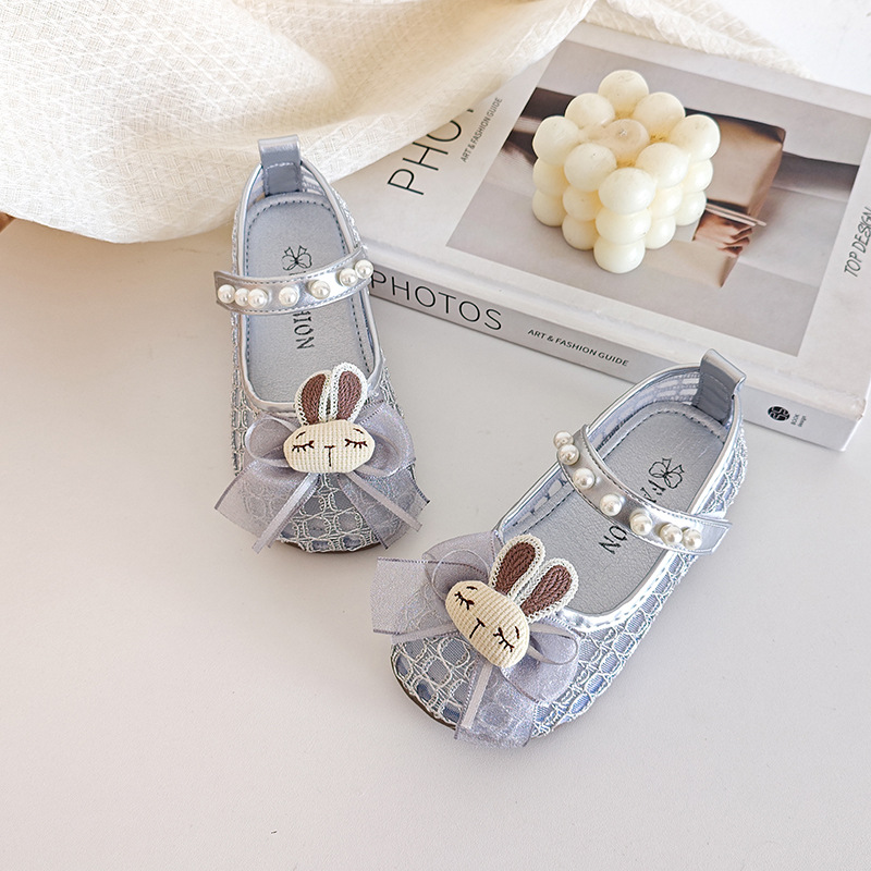Zapatos de cuero transpirables para niños primavera y verano nuevos zapatos de suela suave para niños huecos zapatos de princesa coreana para niñas image 4