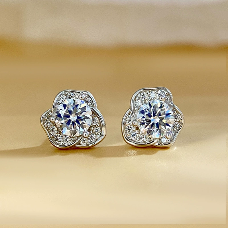 Европа и США S925 серебряные серьги женские легкие экстравагантные корейские камелии муассанитовые серьги D-цвета 1 карат муассанитовые серьги