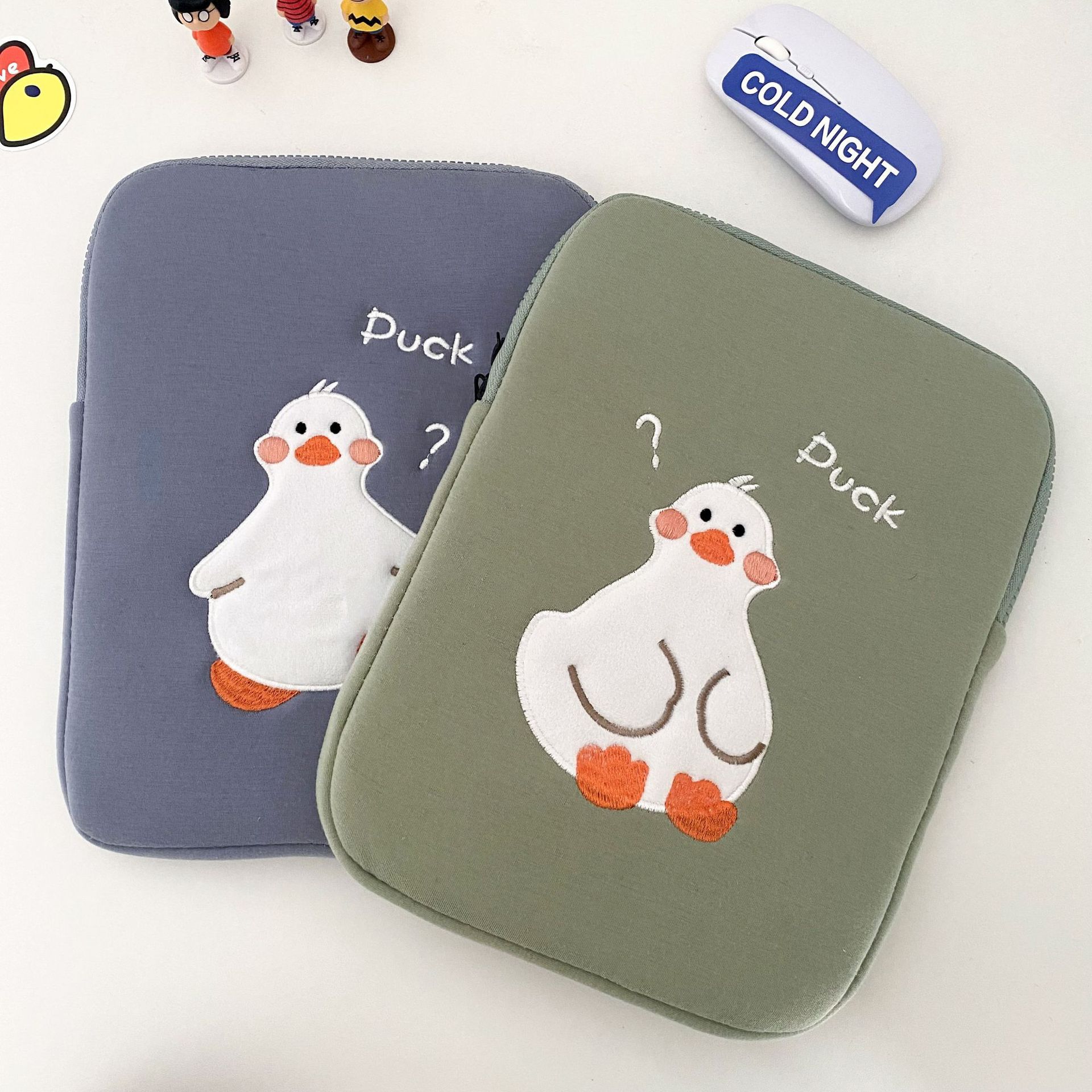 Cross-border ins Niche Design ipa Tablet Inner Bag Cartoon Cute Duck Embroidered Drop-resistant Protective Cover