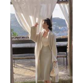 早春打底针织连衣裙女夏季小个子小心机配大衣内搭毛衣裙过膝长裙