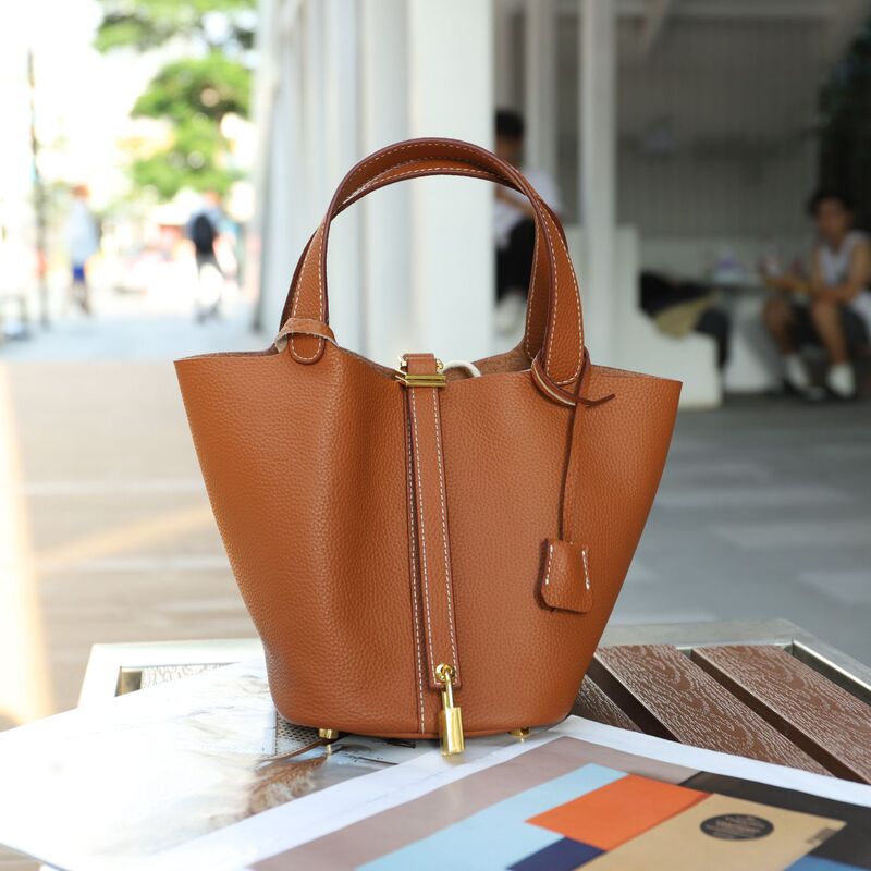 Factory wholesale first layer cowhide leather women's bag fashion casual bucket bag open basket bag soft leather handbag