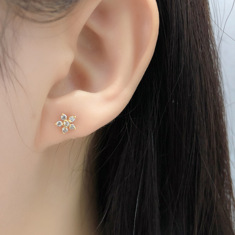 Simple Style Flower Sterling Silver Inlay Zircon Ear Studs 1 Pair