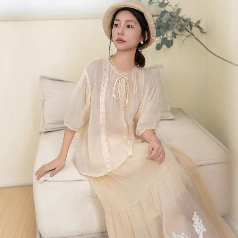 Forest Style Ruffled Collar Ramie Shirt for Women, New Summer Style, Loose and Versatile, Age-Reducing, Lace Patchwork Top for Women Forest Style Ruffled Collar Ramie Shirt for Women, New Summer Style, Loose and Versatile, Age-Reducing, Lace Patchwork Top for Women