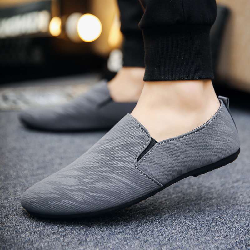 Zapatos de verano para hombres casuales y transpirables viejos zapatos de tela de Beijing con un pie de tela de tela
