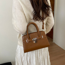 Ůʿ��������μ�б��2026�¿��|����֦�yС�i�K�����Ů��bags