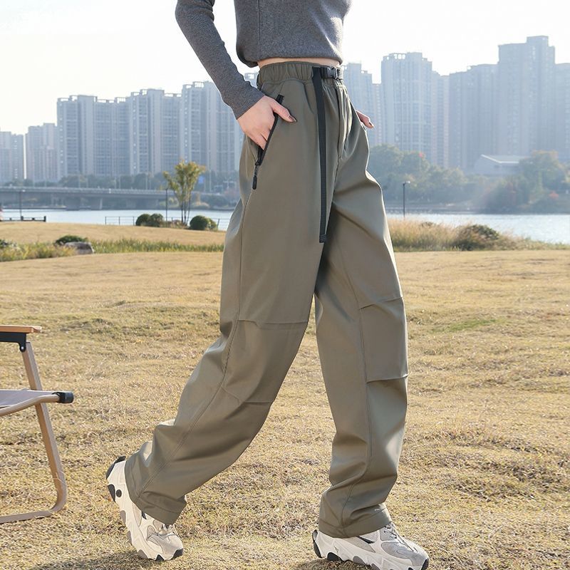 2025 otoño y invierno nuevos pantalones paracaidistas de herramientas al aire libre frescos a prueba de rociadores de agua más vello grueso pareja pantalones casuales versátiles