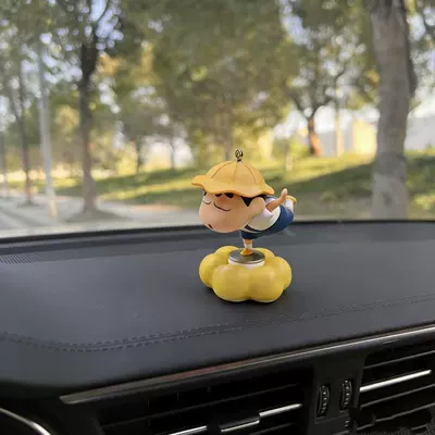 New Stress-Relief Crayon Shin-chan Rotating Flower Car Ornament for Car Dashboard Decoration, Cartoon and Fun