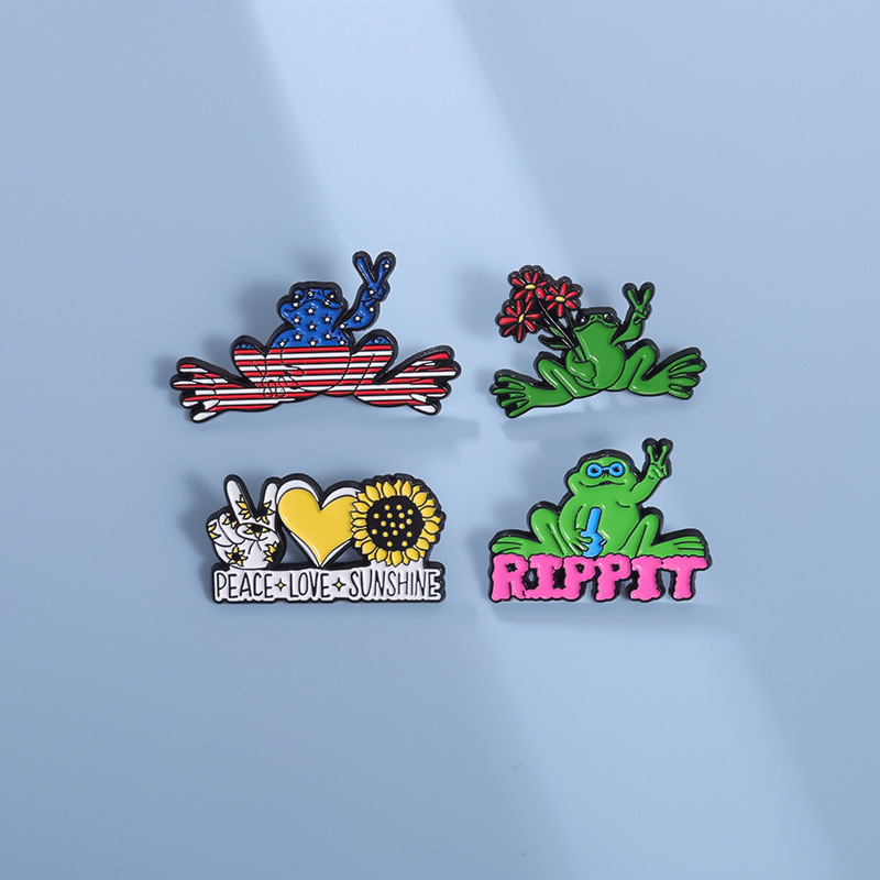 Niche design: Little frog-shaped alloy paint brooch that loves…