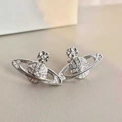轻奢西太后满钻土星耳钉女小众简约立体星球耳环ins百搭气质耳饰