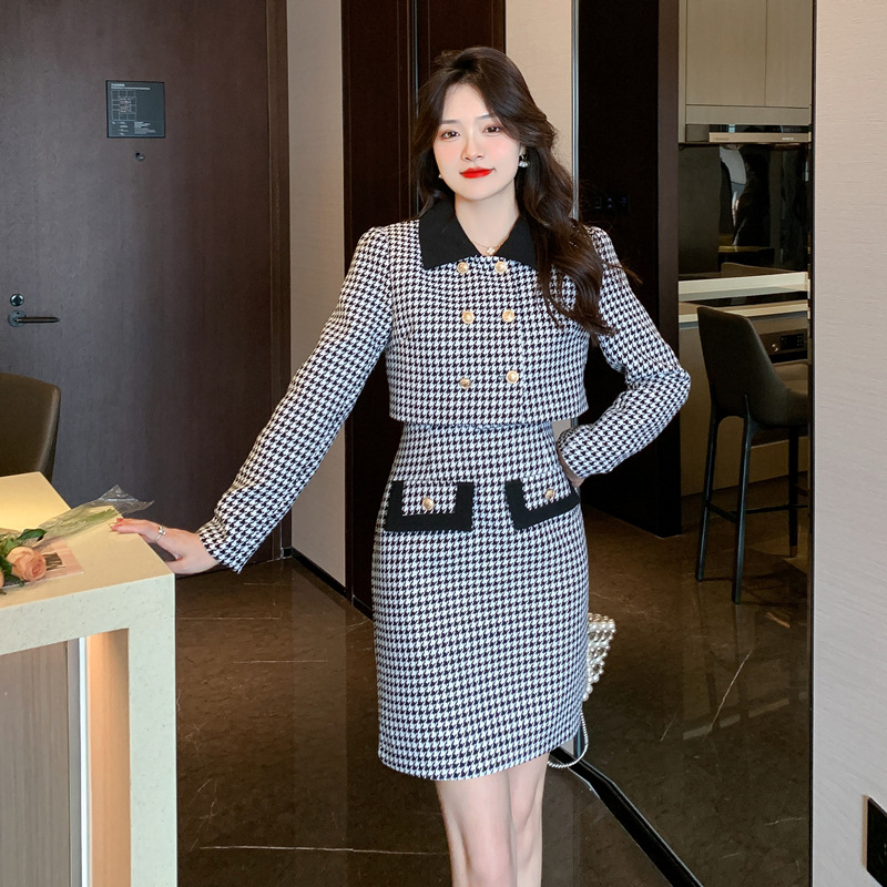 实拍2022秋冬新款法式小香名媛千鸟格短款外套+吊带连衣裙两件套|ru