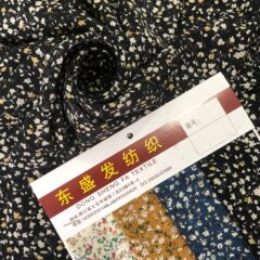 韓国シルクのシフォン布のプリント生地は頭飾りの服のワンピースの布の生地を作っています。