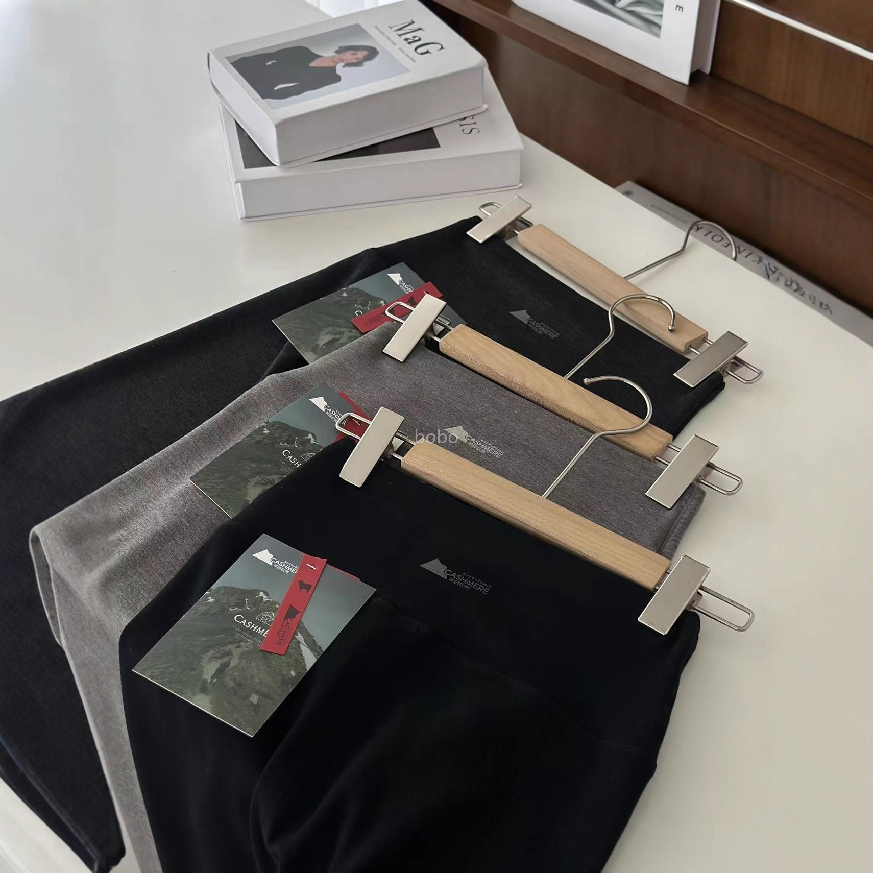 Albas Cashmere Soft Shell Hiking Leggings High-Waisted Slimming Thermal Pants Women's Long Pants Brushed Yoga Pants