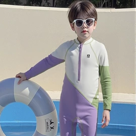 童连衣裙;童套装;儿童泳衣