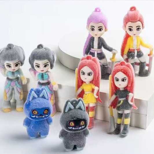 Caza de brujas llaveras caja ciega aleatoria muñeca de flojo de alto valor de la cara de tendencia de pequeños regalos para estudiantes colgantes creativos