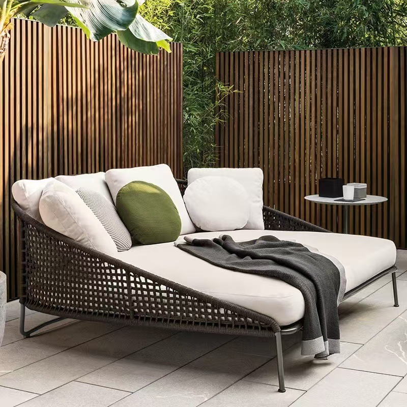 sofá de caña al aire libre patio villa silla de caña impermeable de tres piezas conjunto de casa modelo balcón combinación de sofá de ocio