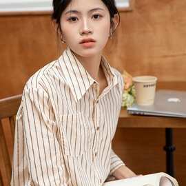 实拍条纹衬衫女装新款薄款宽松领通勒长袖上衣外套女