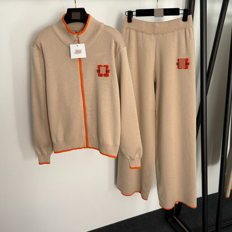 新款运动套装logo刺绣贴布 立领长袖拉链外套+拼色松紧腰休闲长裤|undefined