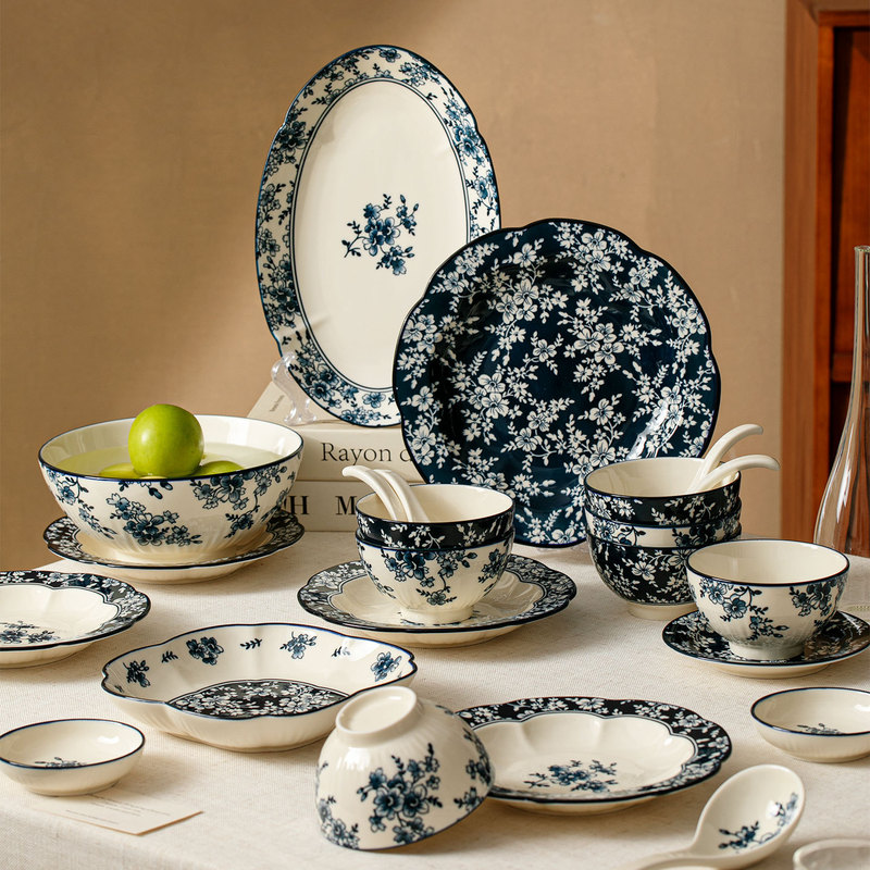 Underglaze Colored Rice Bowl for Home Use 2025 New Model Ceramic Plate Chinese Style Housewarming Blue and White Porcelain Tableware Rice Bowl Plate