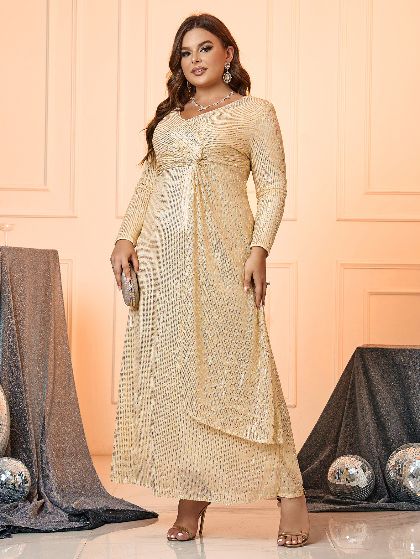 Ropa de mujer de talla grande nueva moda temperamento elegante color sólido lentejuelas de manga larga con cuello en V vestido de noche de mujer de banquete delgado