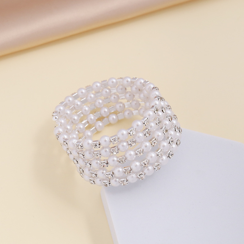 New Multi-layer Pearl Elastic Bracelet display picture 6