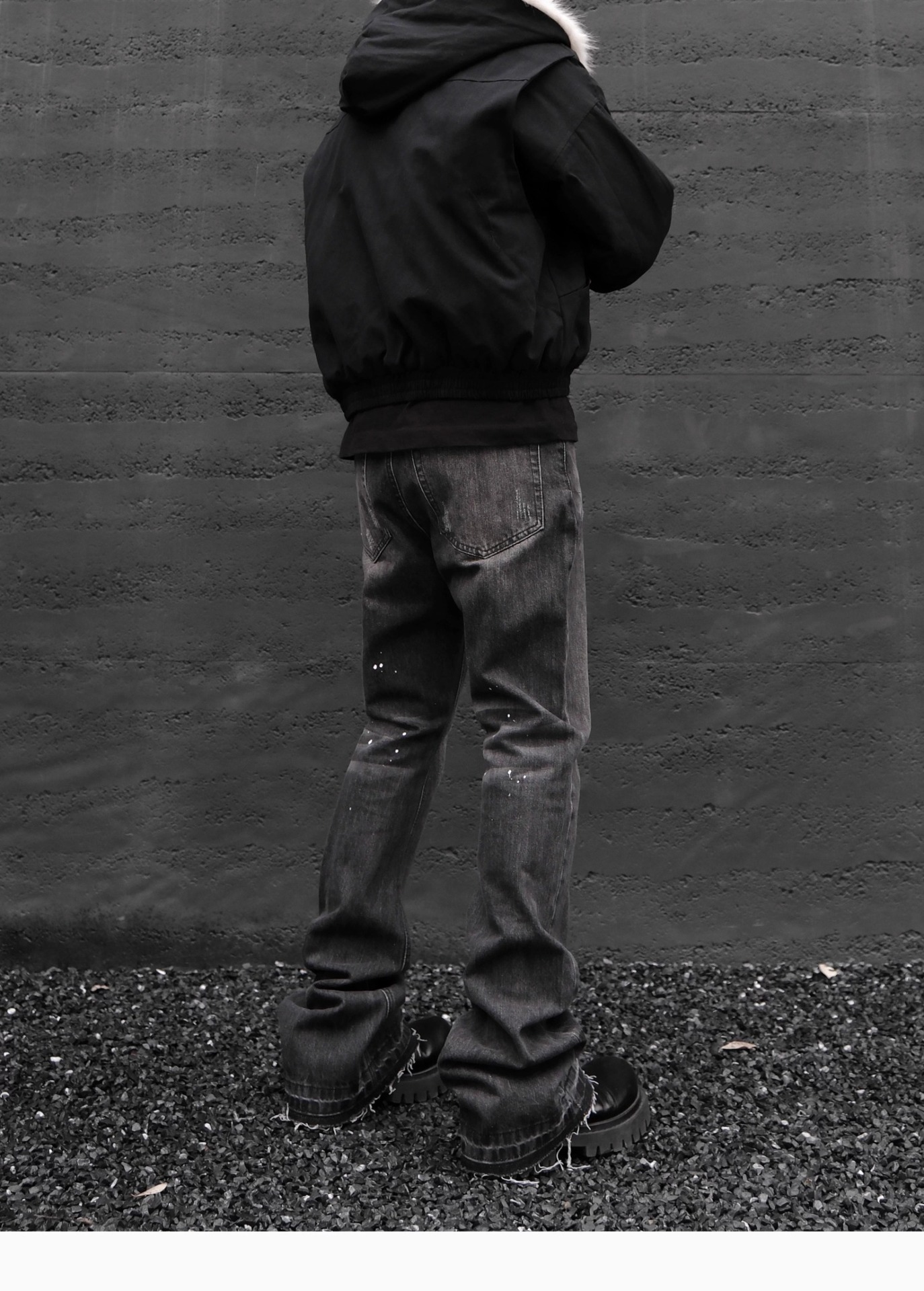 Men's Retro Ink Splashed Straight Leg Jeans With Raw Edge Detail_voghion.com