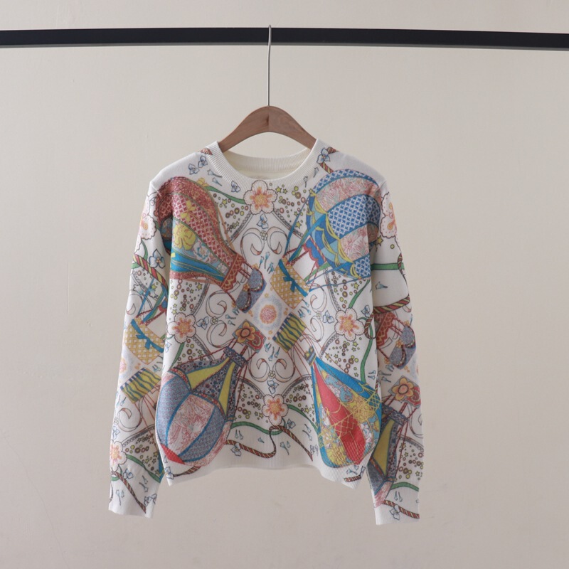 Autumn and winter new color balloon printing round neck pullover sweater base sweater