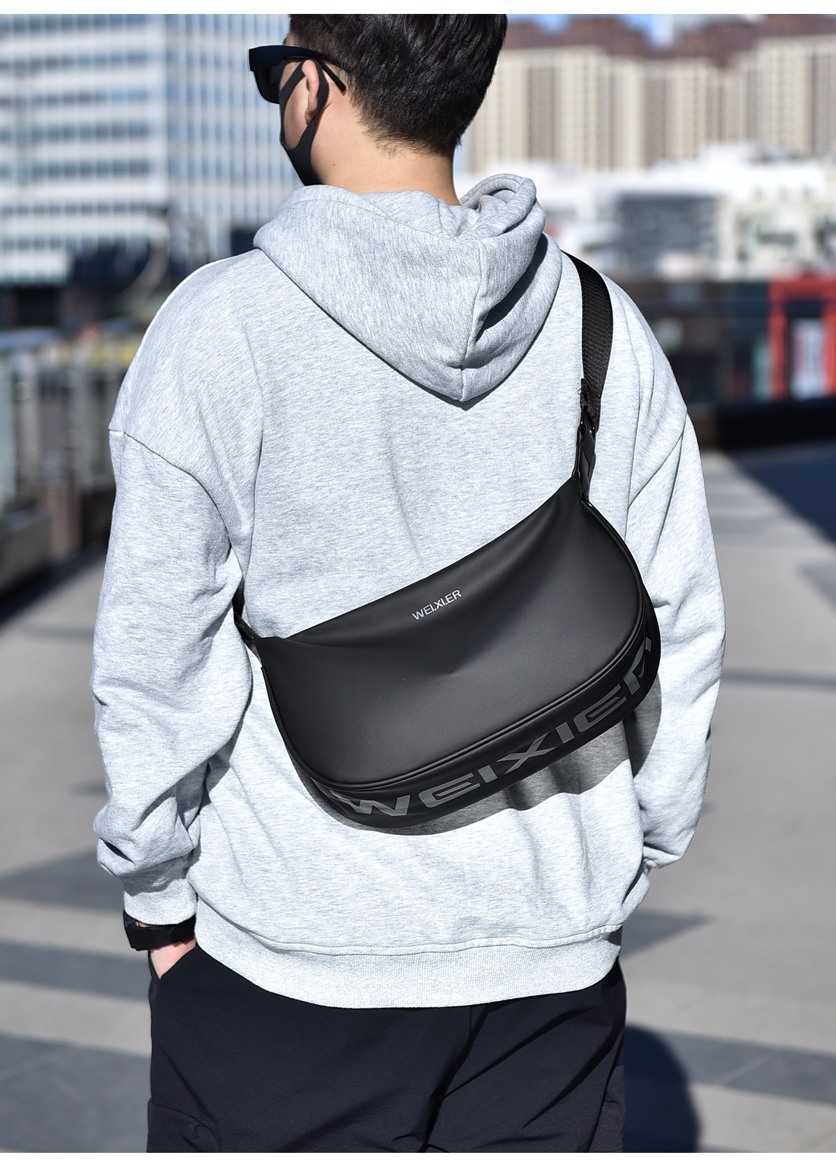 Nuovo con un tocco di fascia alta, lusso leggero, borsa a tracolla da ciclismo singola di grande capacità, borsa a tracolla casual da uomo_voghion.com