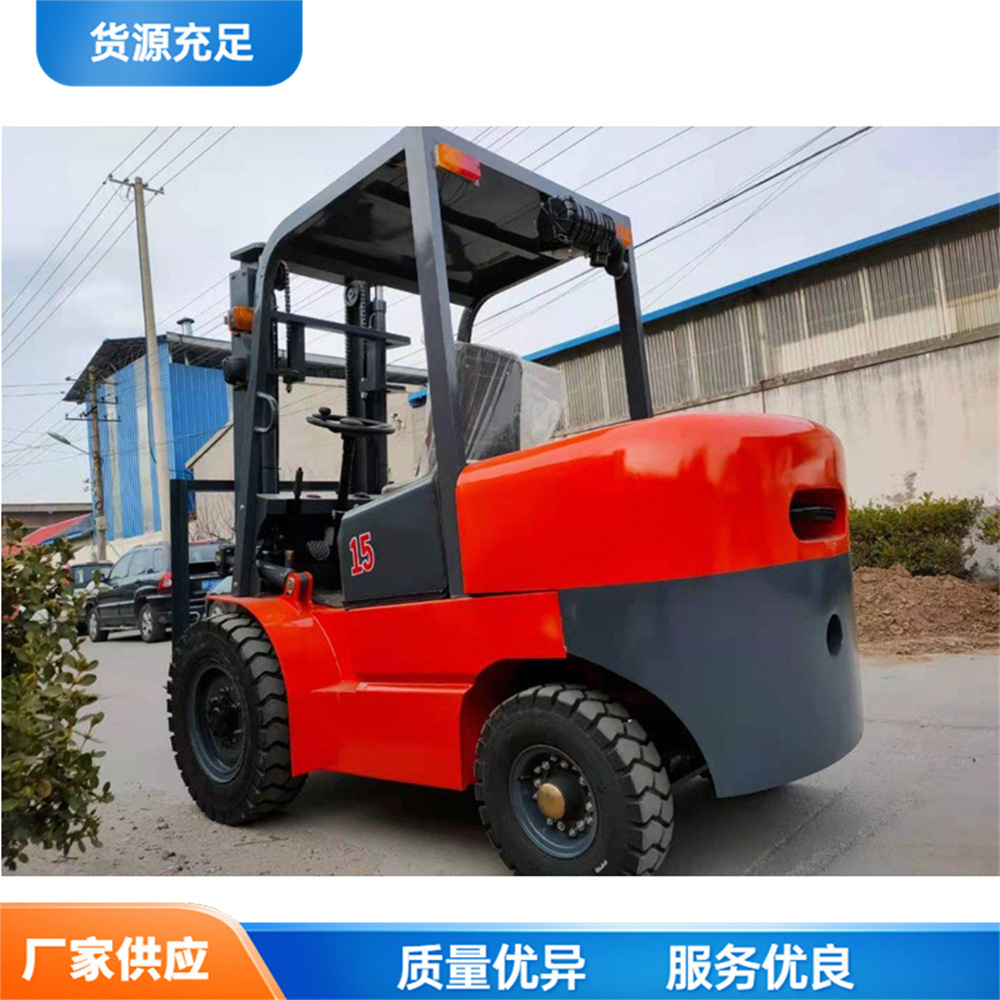 座驾式柴油堆高车 四轮三支点柴油叉车 Fuel powered forklift