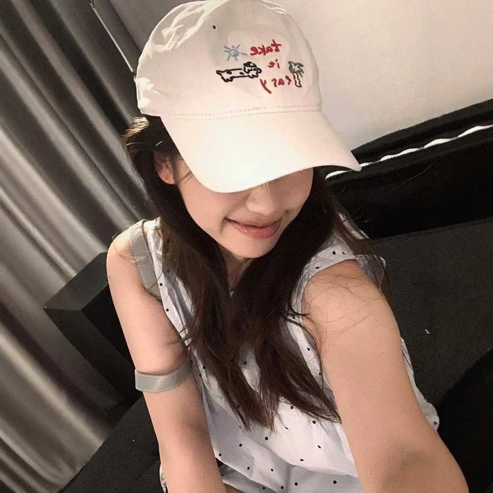 Coco perrito bordado sombrero de béisbol estereoscópico mujer 2025 nuevo lindo sombrero de sombrero de visor para mostrar la cara pequeño sombrero de boca de pato protector solar