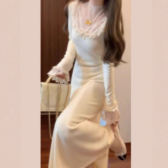 纯欲风惊艳白色针织连衣裙子女早秋季2025新款配大衣内搭打底长裙