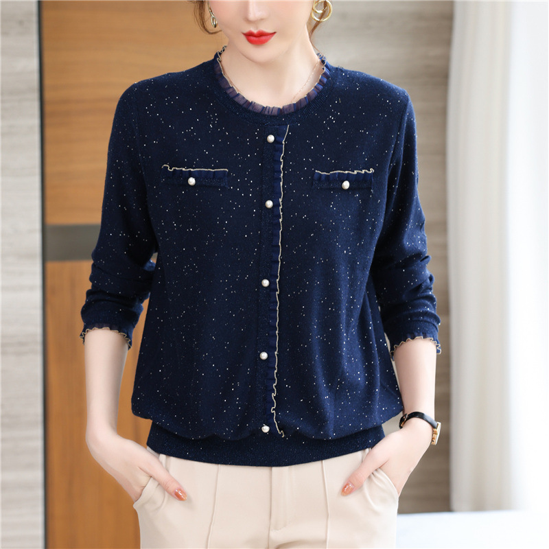 2023 bottoming shirt Women's Spring and Autumn thin fashionable low collar wooden ear loose wool knitted pullover small shirt