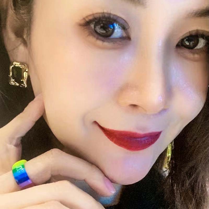 New Rainbow Resin Ring Amazon CrossBorder Hot Selling Candy Color Macaron Ring Shank European and American One Piece Dropshippingpicture3