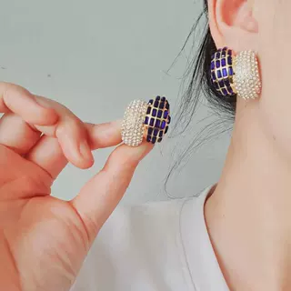 欧美热销耳扣女铜镀18k金蓝宝石镶嵌中古耳环重工高级感潮流饰品