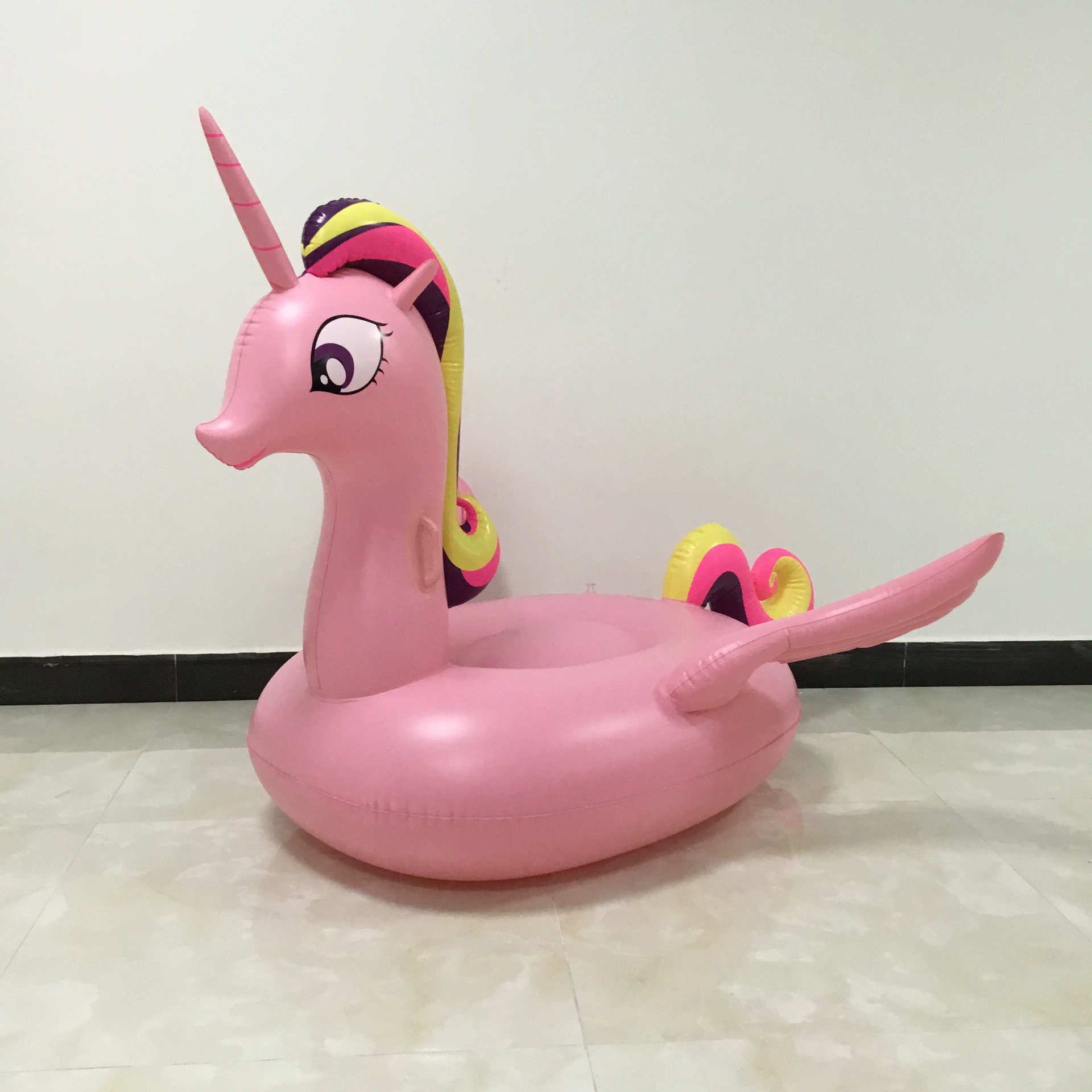 Фуксиновый водяной игрушка, надувной бассейн, пони, единорог