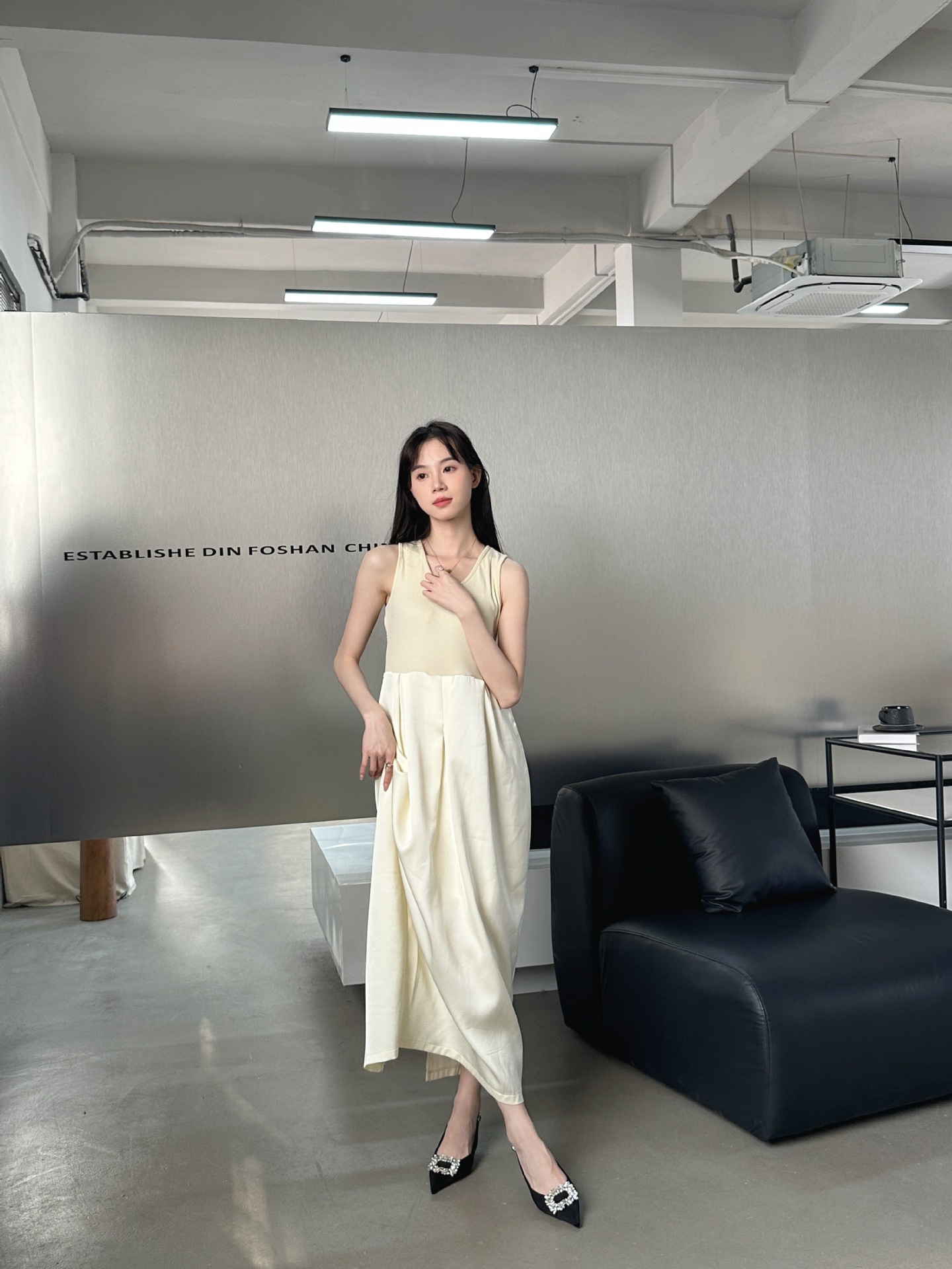 Pomladna in jesenska sezona 2024 Novi tanki sandali z visokimi petami, elegantni slavni sandali Baotou, vilinski Sh, koničasti enojni_voghion.com