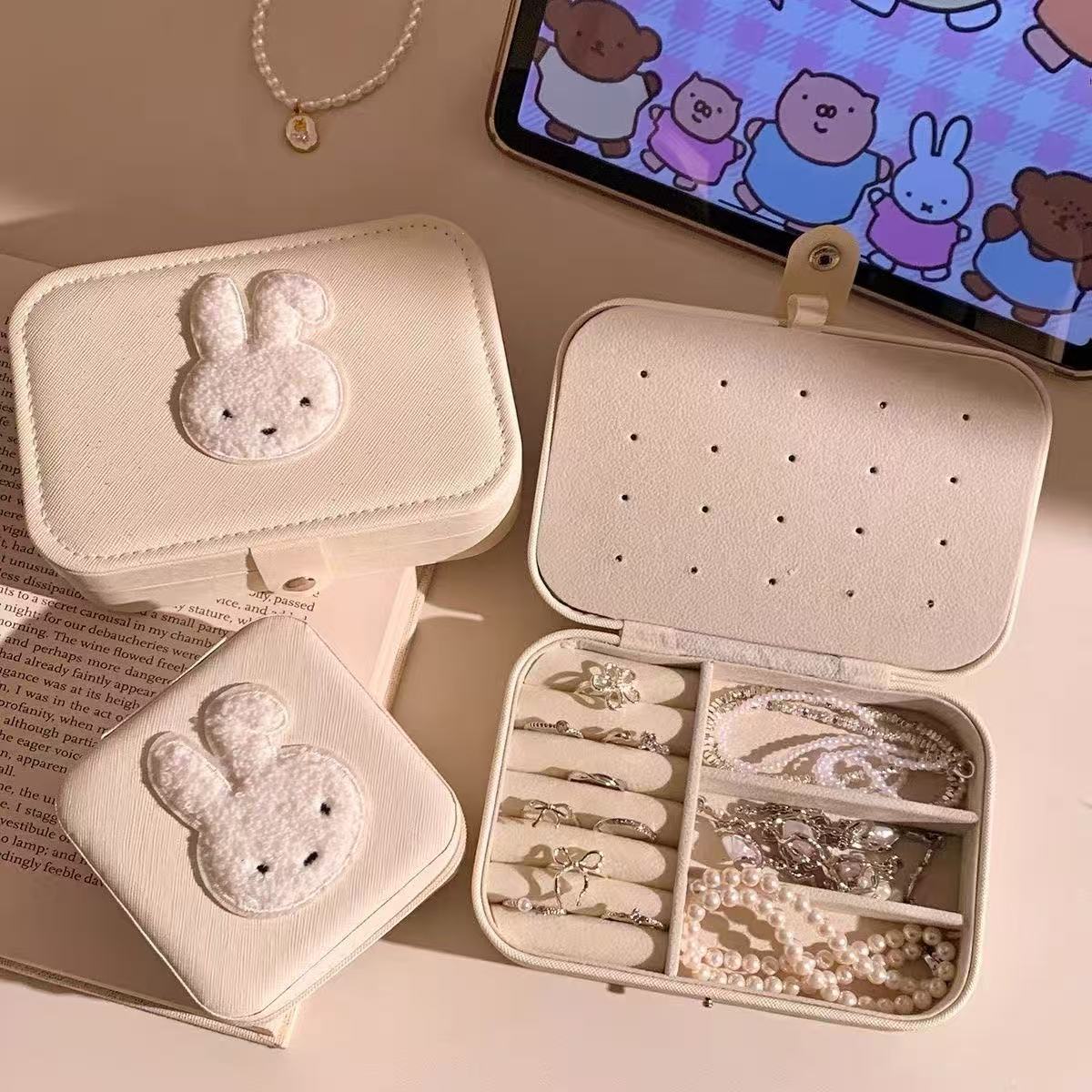 Cute earrings